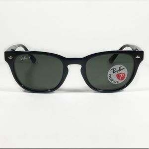 Ray-Ban Polarized  Wayfarer Sunglasses Black NIB